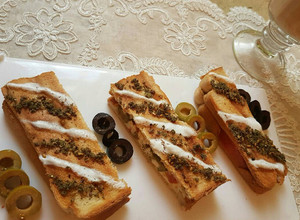 صورة لوصفة سندويشات الجبنة و الزعتر