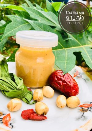 Hình của món Sữa hạt sen lá dứa.