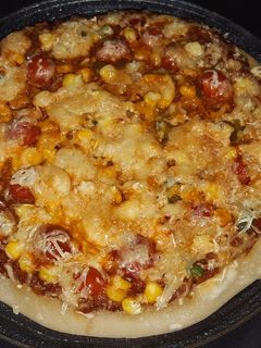 ચીઝ પિઝા(cheese pizza in Gujarati) રેસીપી મુખ્ય ફોટો