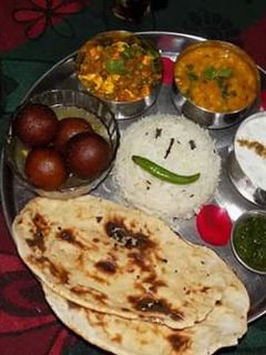 अनानास का रायता (Ananas ka Raita recipe in Hindi) रेसिपी मुख्य फोटो