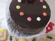 Una foto de tarta de fresas sin azucar