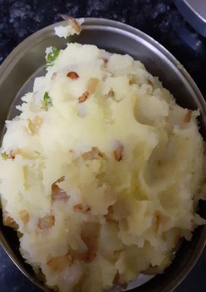 A picture of Potato bharta.