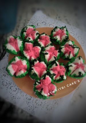 Foto resep Bolu kukus mekar(semangka)