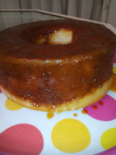 Una foto de Budin de pan enorme