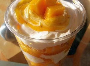Una foto de Postre de Mango en Vaso para principiantes
