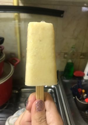 Una foto de Helado piña y plátano