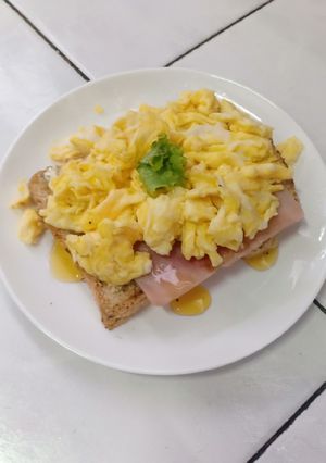 รูปของ ขนมปังไข่ข้น