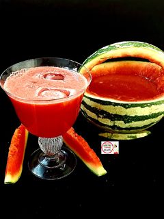 કોલ્ડ કલિંગર શરબત (Cold Watermelon Sharbat Recipe In Gujarati) રેસીપી મુખ્ય ફોટો