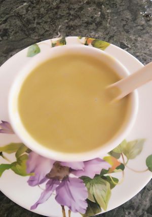 બ્રોકલી સૂપ (Broccoli Soup Recipe In Gujarati) રેસીપી મુખ્ય ફોટો