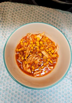 A picture of Salsa Chicken Soup.