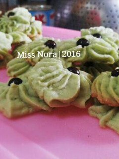 Foto resep Kue Semprit Santan Pandan