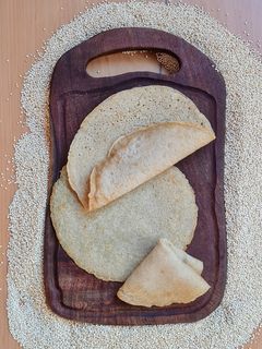 Una foto de Masa de quinoa lavada para wraps, tacos, quesadillas 🌮 "tortillitas" versión saludable 🌮 un solo ing