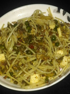 A picture of Chowmein.