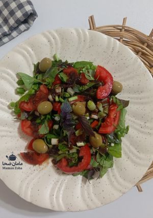 عکسی از دستور سالاد گوجه و ریحان
