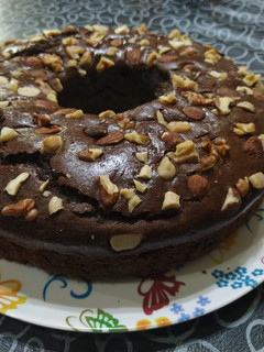Una foto de Torta húmeda de chocolate y café sin tacc