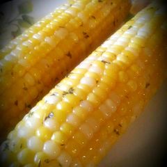 A picture of Mike's 5 Way Corn On The Cob.
