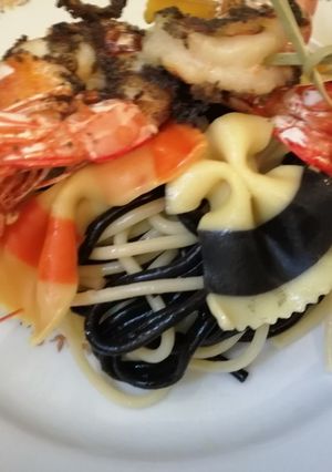 Une photo de Spaghetti à l'encre de seiche gambas