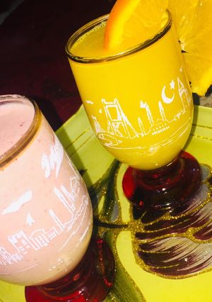 صورة لوصفة عصير فراولة وبرتقال طبيعي🥤