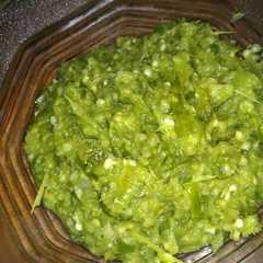 A picture of Sambal ijo Padang.