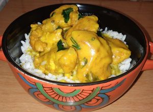 Φωτογραφία της συνταγής Κρεμώδες κοτόπουλο με κάρυ και γάλα καρύδας by cook mentors!