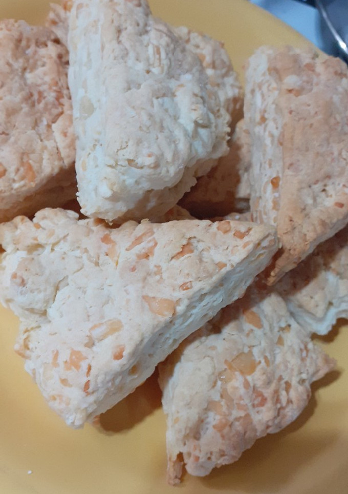 Una foto de Scones de Queso