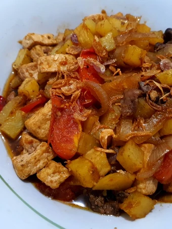 Cara Mudah Membuat Resep Semur Kentang Hati Ampela Tahu yang Lezat Anti Ribet, Lezat