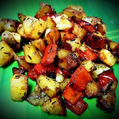 A picture of Potato Capsicum Crispy Fry.