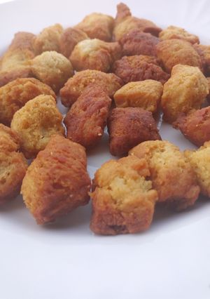 A picture of Half -cakes.