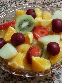 Una foto de Macedonia de frutas