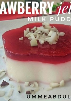 A picture of Strawberry jelly milk pudding.
