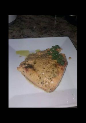 Una foto de Salmón con crema deliciosa!