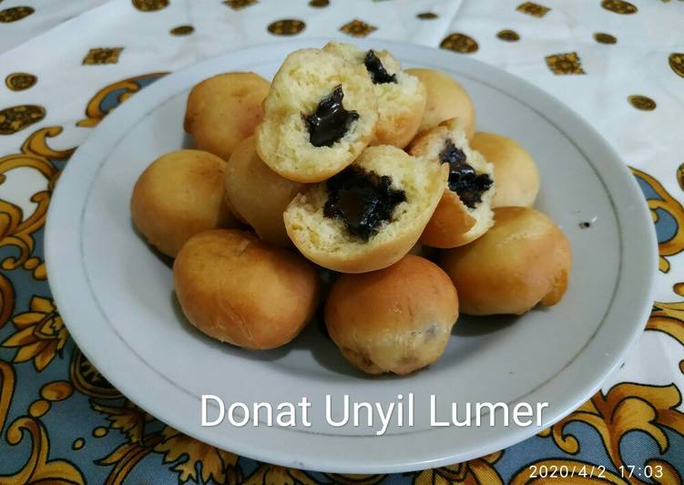 Donat Unyil Lumer