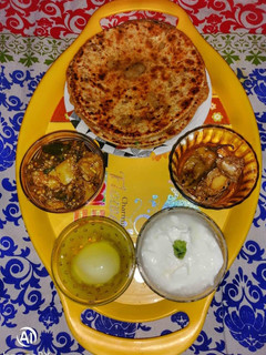 A picture of Aloo paratha.