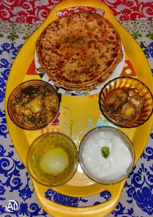 A picture of Aloo paratha.
