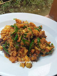 Foto resep Oseng ikan pari asap