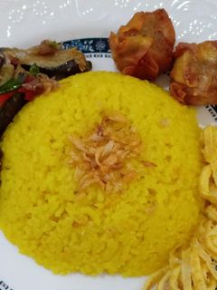 Foto resep Nasi Kuning Rice Cooker