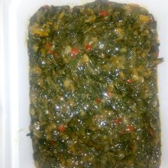 A picture of Creamy peppered beetroot leaves.