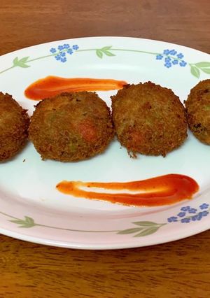 A picture of Veg cutlet.