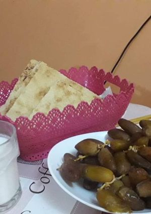 صورة لوصفة كسرة ولبن مع تمر بسكرة 😋😉🖒