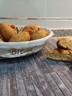 Una foto de Panecillos caseros picantones🌶️ 🥖