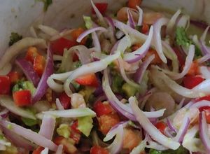 Una foto de Ceviche de camarón