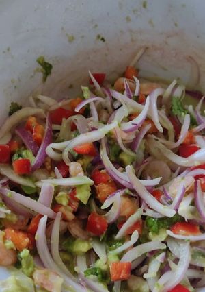 Una foto de Ceviche de camarón