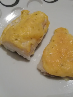 Una foto de Bacalao gratinado con alioli