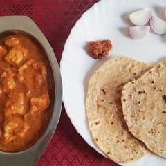 A picture of Paneer masala.