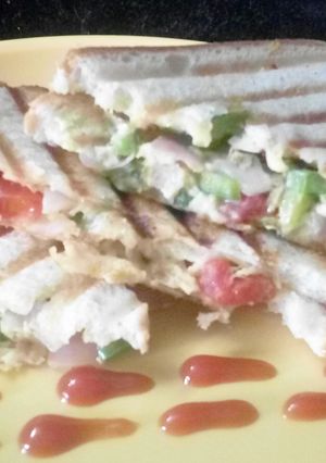 दही सेनडविच (Dahi Sandwich Recipe in Hindi) रेसिपी मुख्य फोटो