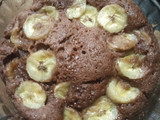 Torta de banana y cocoa en mocroondas