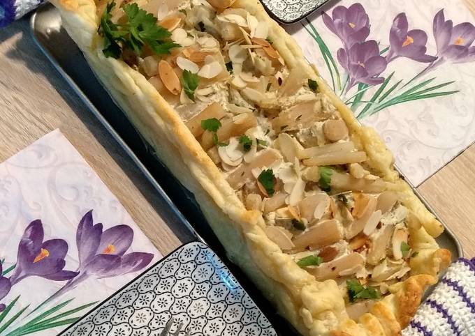 Blätterteig Tarte mit Räuchertofuguss und Schwarzwurzelbelag