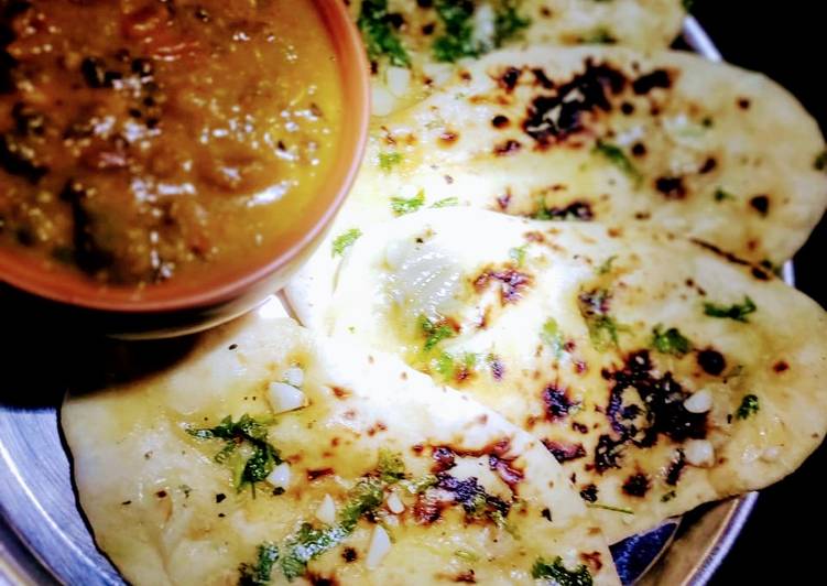 Recipe of Award-winning Restaurant style garlic naan