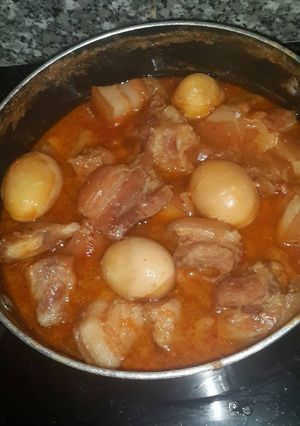Hình của món Thịt kho trứng.