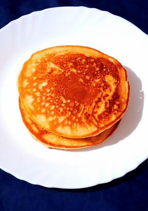 A picture of Eggless Banana Pancake.